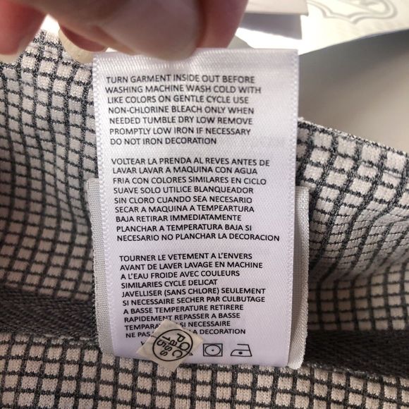 NHL Anaheim Ducks Lightweight Pullover Sweater 1/4 Zip Men's Size Small Gray - Picture 8 of 12